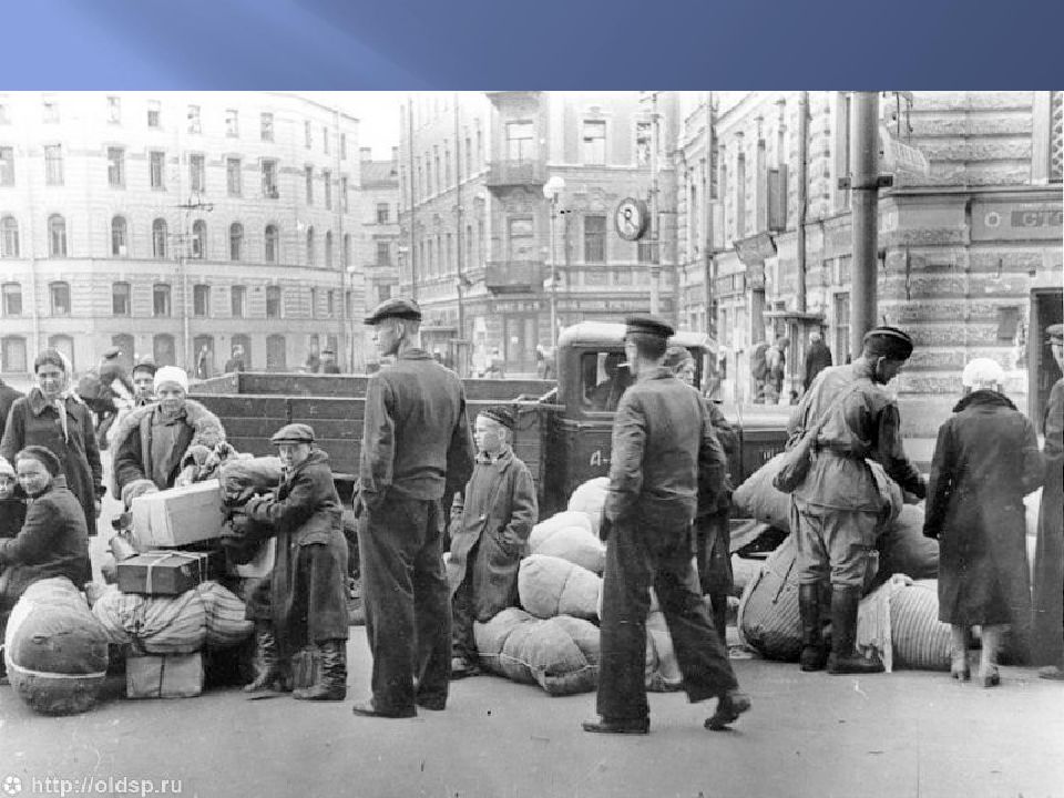 1 блокада ленинграда. Ленинградская блокада 1941. Блокада Ленинграда 1942 год. Ленинград город в годы 1941.